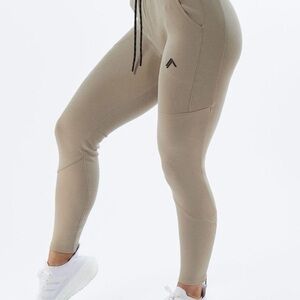 Alphalete ELMTS Jogger Beige Medium